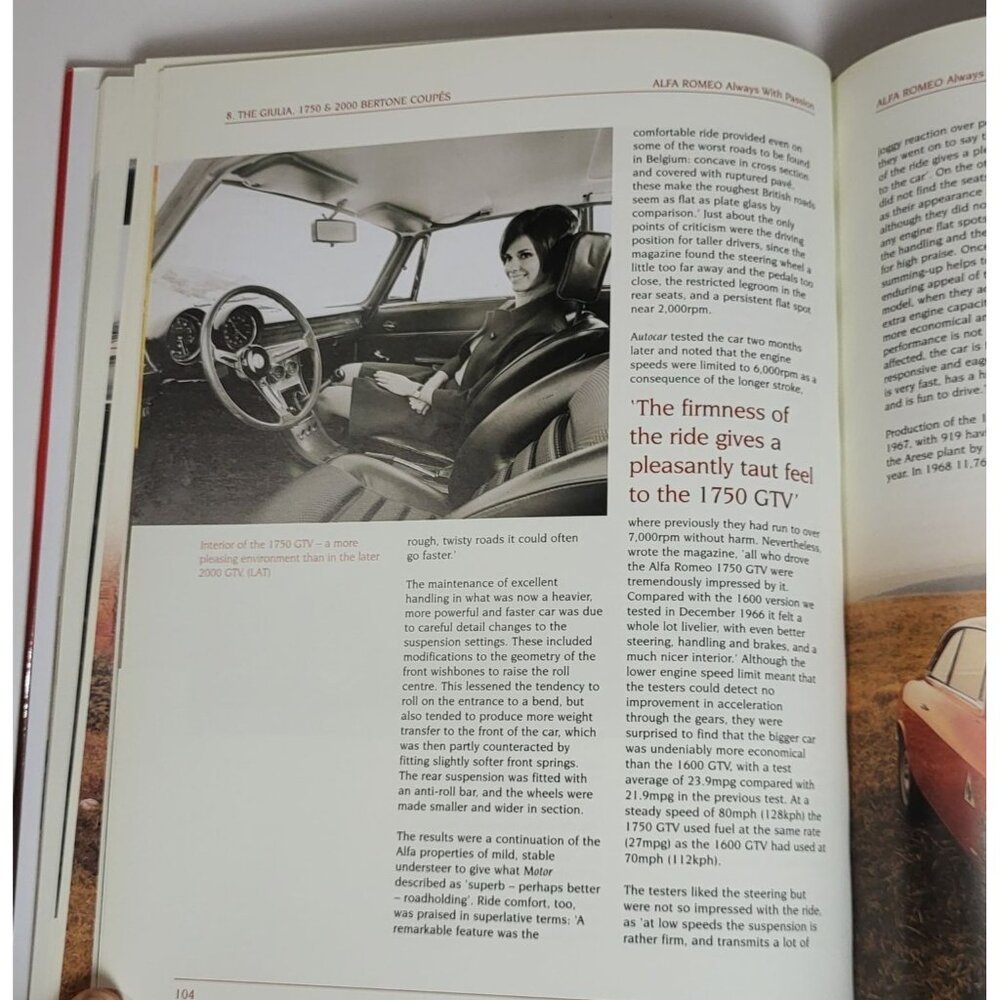Alfa Romeo: Always with Passion (Haynes Classic Makes Series) David Owen - Picture 7 of 8